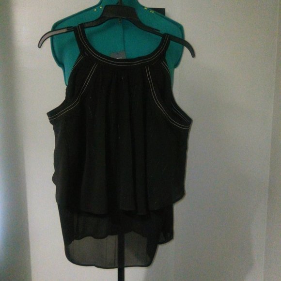 Guess Cherelle Cold-Shoulder Illusion Blouse in Black Sz S - Picture 5 of 9